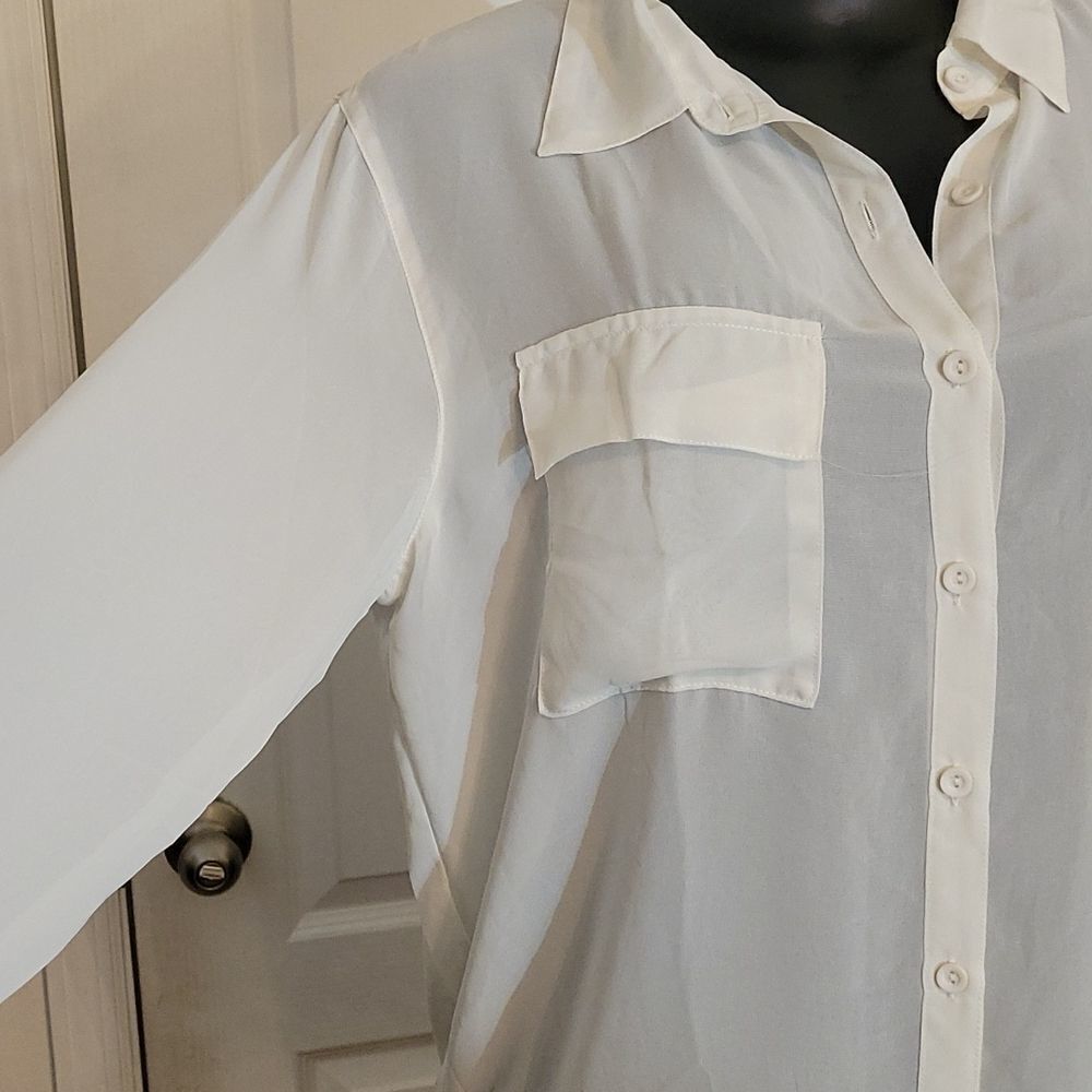 BRAND NEW TIMING LONG SLEEVES BLOUSE - Picture 8 of 12